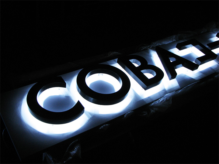 COBAコーポレション　LEDバックライト　施工実績2