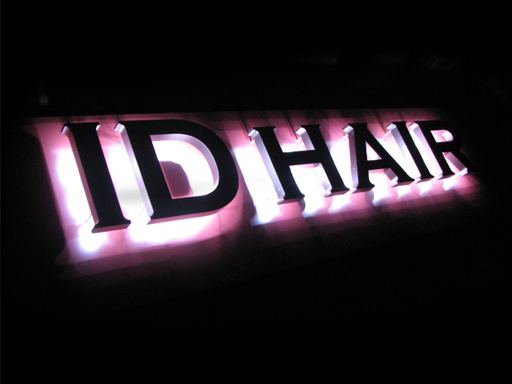 ID HAIR　LEDバックライト　施工実績4